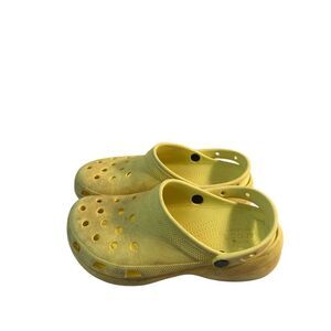 Croc iconic comfort platforms yellow 11 thrashed discoloration